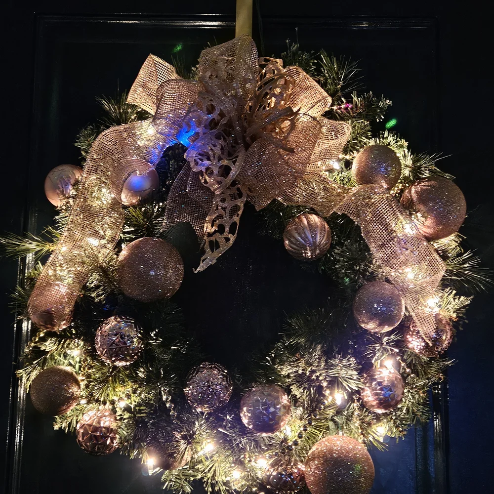 Elegant Gold Holiday Wreath with Lights